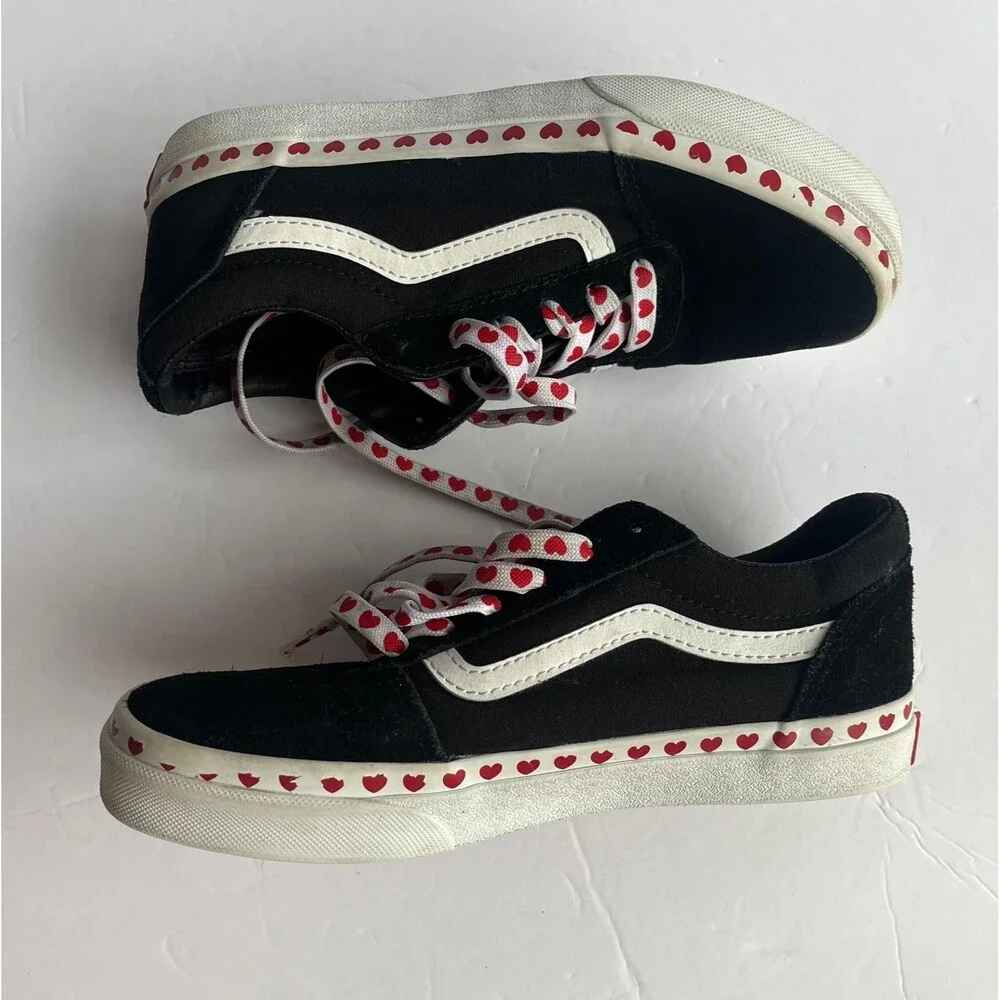 Vans Old Skool Black Red Heart Love Sneakers Women’s US 4 Vintage Y2K